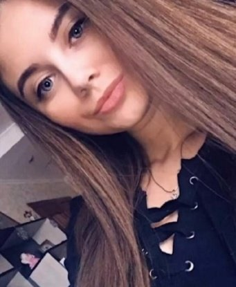 Живу в Москве, и у меня есть все, чтобы стать твоей нежной и опытной компаньонкой. Мое тело идеально, фото подтвердят мои слова. У меня есть масса услуг, которые удовлетворят даже самых требовательных клиентов. Я умею создать атмосферу пикантности и страсти. Мои возможности не ограничены - расскажи мне свои фантазии, и мы воплотим их в жизнь. Убедись сами, что мои отзывы только положительные, и ты не останешься разочарованным. Со мной ты найдешь именно то, чего тебе не хватает. 🌹💋 10130, 25 лет