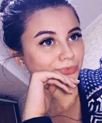 Живу в Москве, и у меня есть все, чтобы стать твоей нежной и опытной компаньонкой. Мое тело идеально, фото подтвердят мои слова. У меня есть масса услуг, которые удовлетворят даже самых требовательных клиентов. Я умею создать атмосферу пикантности и страсти. Мои возможности не ограничены - расскажи мне свои фантазии, и мы воплотим их в жизнь. Убедись сами, что мои отзывы только положительные, и ты не останешься разочарованным. Со мной ты найдешь именно то, чего тебе не хватает. 🌹💋 10130, 25 лет