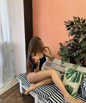 Страстная и чувственная брюнетка поможет тебе забыть обо всех заботах. Приглашаю к себе в гости для незабываемой встречи, где ты будешь главным героем. Звони, встреча обещает быть горячей! 8783, 22 года